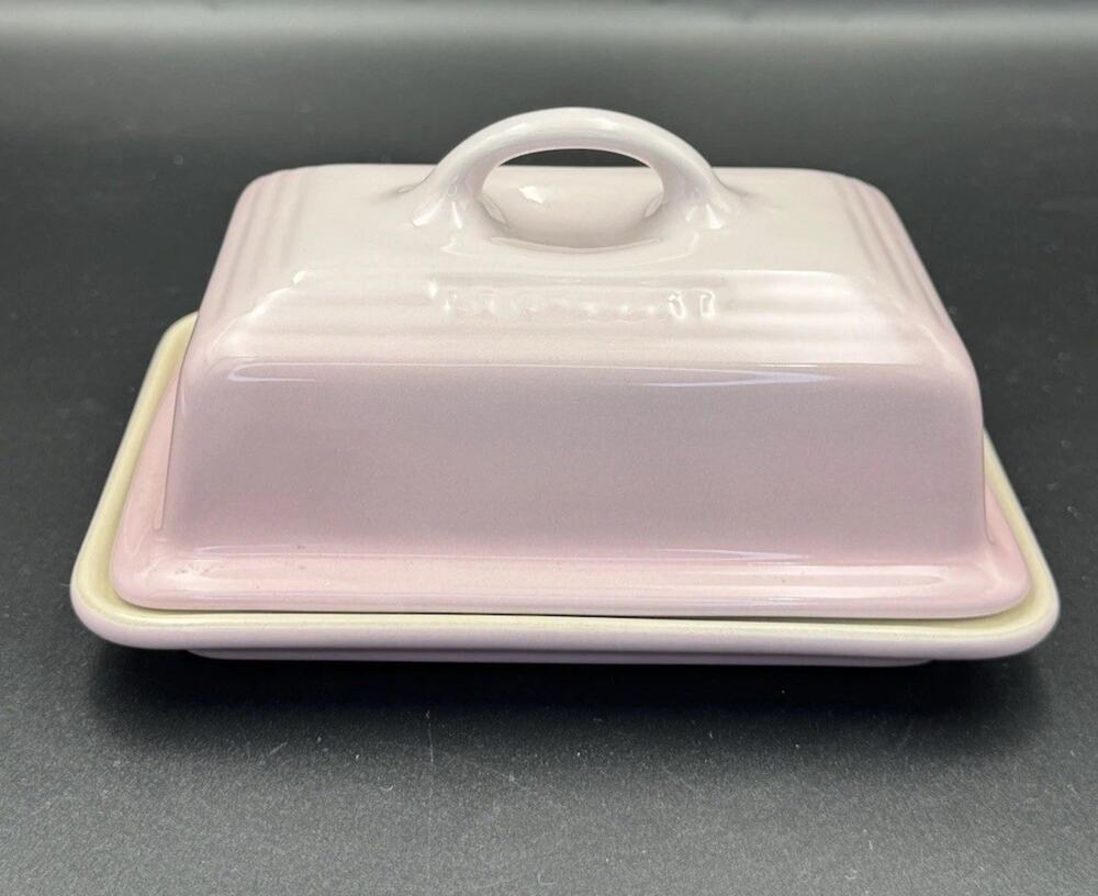 NWT Le Creuset Shell Pink Heritage Butter Dish Pink Stoneware European Style